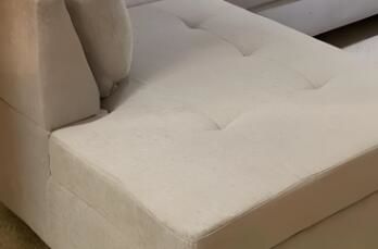 清潔布藝沙發(fā)這種家具的時(shí)候，要注意什么呢？